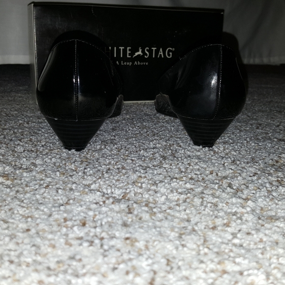 White Stag peep toe wedges - Picture 3 of 7